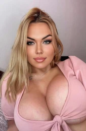 Проститутка Кира